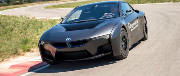 BMW visar i8 med bränslecellsteknik