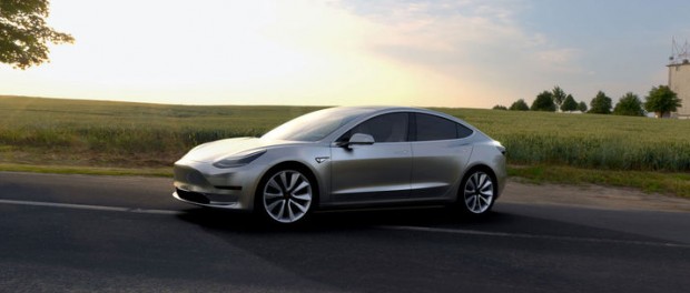 Tesla vill göra en halv miljon bilar per år redan 2018