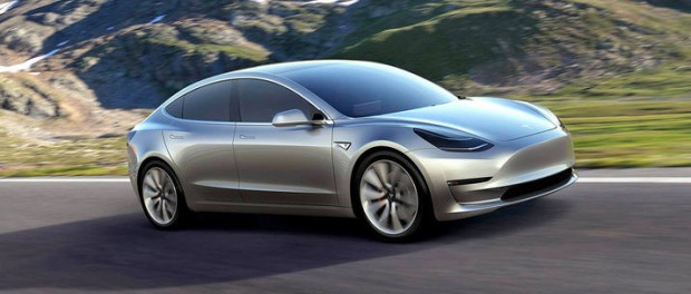 Tesla Model 3 tappar 12 000 stycken bokningar