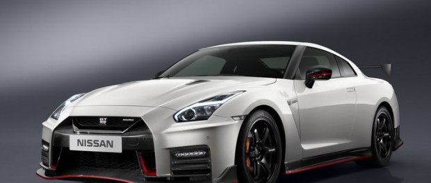 Nissan presenterar GT-R Nismo i ny skrud