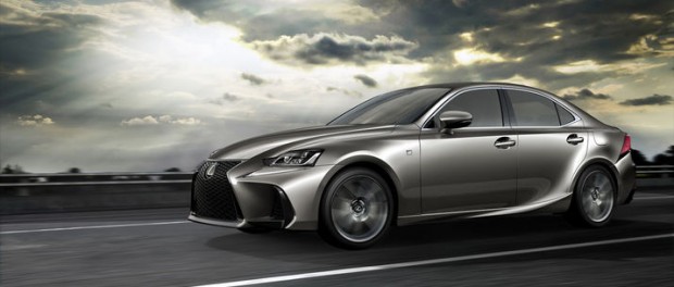 Lexus IS får sig ett ansiktslyft